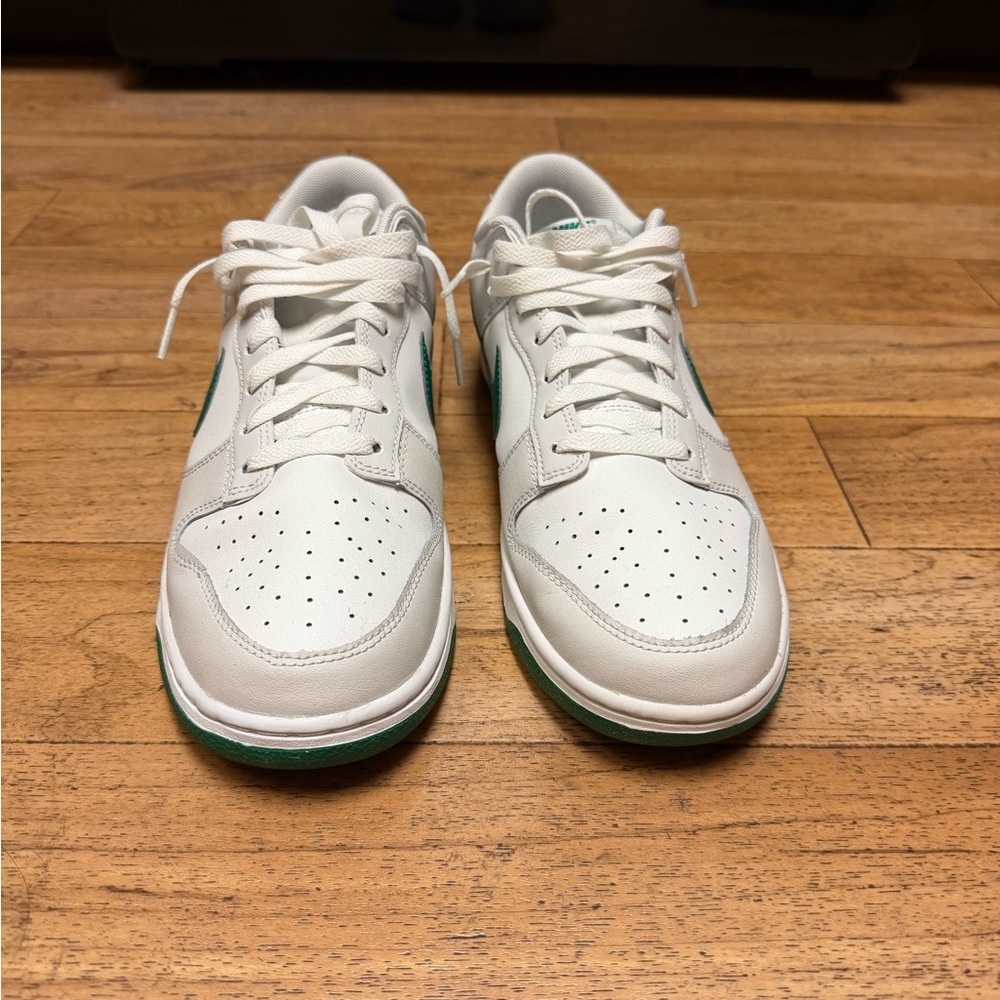 Nike Dunk Low Retro - Picture 7 of 10